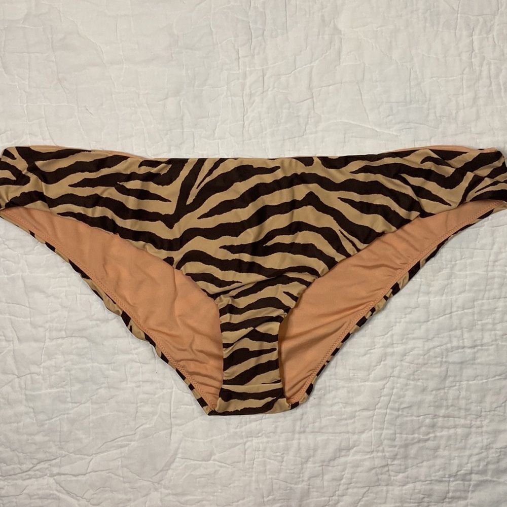 NWT J.Crew Curved-waist cheeky bikini bottom in zebra stripe size 3X